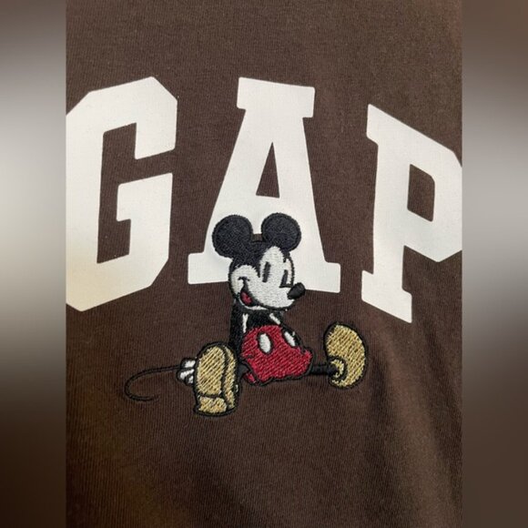 Girls Size L Bundle 2 Pc Puffer Vest And Long Sleeve Tee Old Navy Gap x Disney - Picture 10 of 14